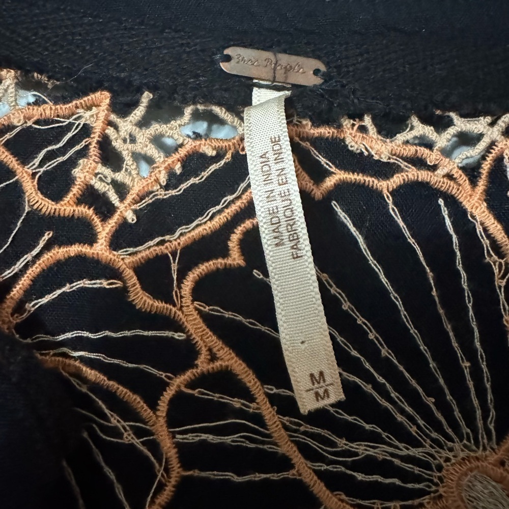 Free People Black Embroidered Lace Yoke Blouse Size M Boho Sheer Top - Picture 7 of 8